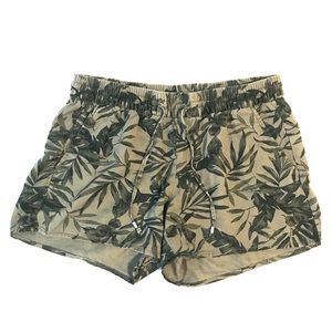 Old navy pull on shorts